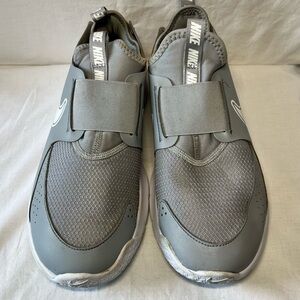 Nike 7Y Flex Runner 3  Wolf Grey/White Slip-On Sneakers